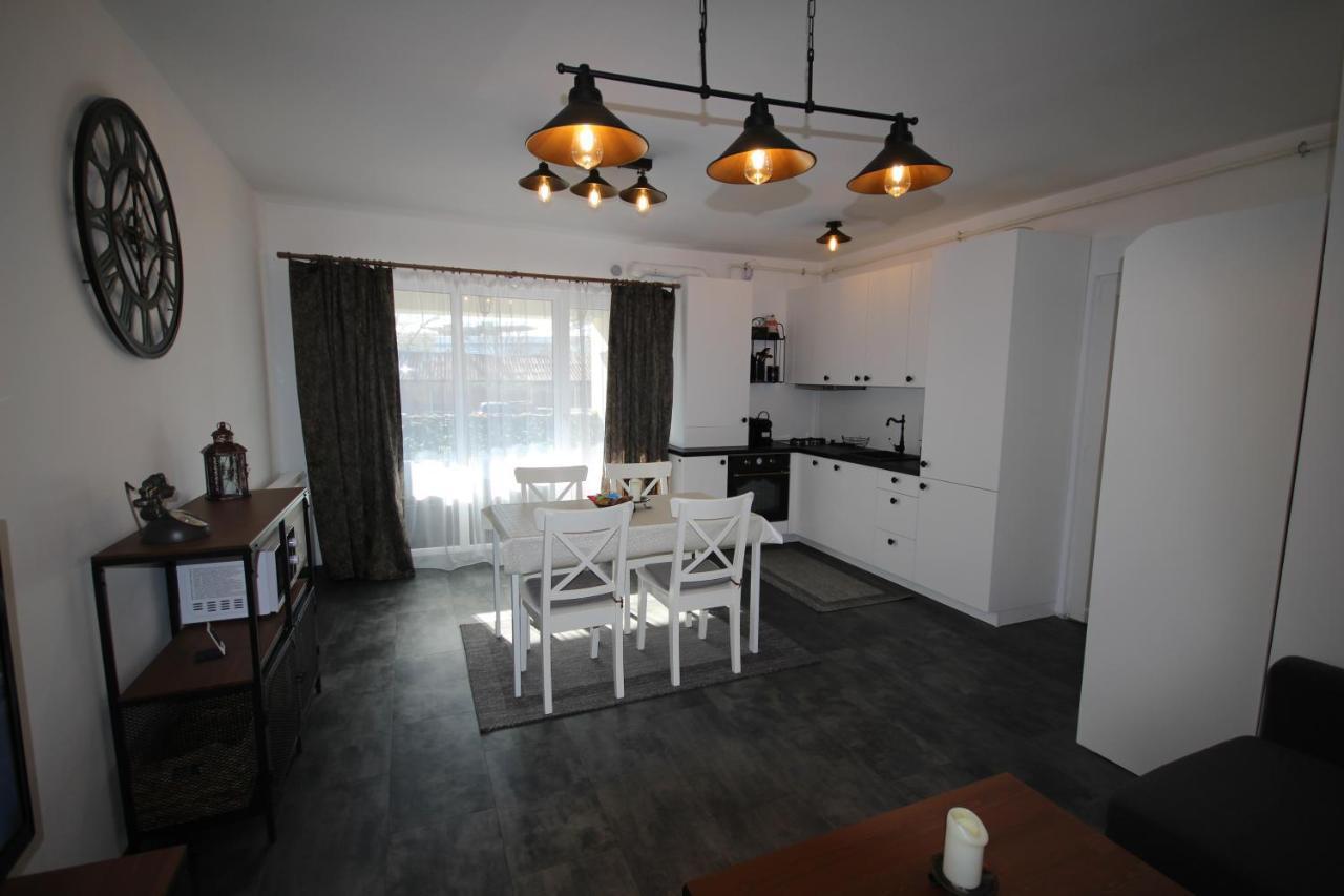 Apartment Francesca Mit Parkplatz Naehe Altstadt シビウ エクステリア 写真