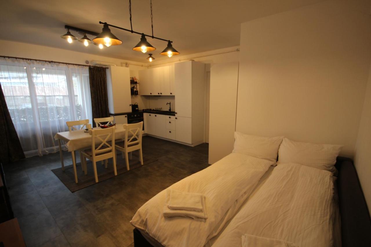 Apartment Francesca Mit Parkplatz Naehe Altstadt シビウ エクステリア 写真